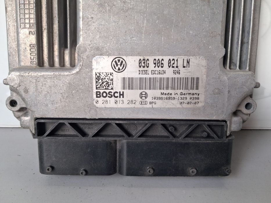 Компютър двигател VW Golf 5 1.9Tdi 105к.с.