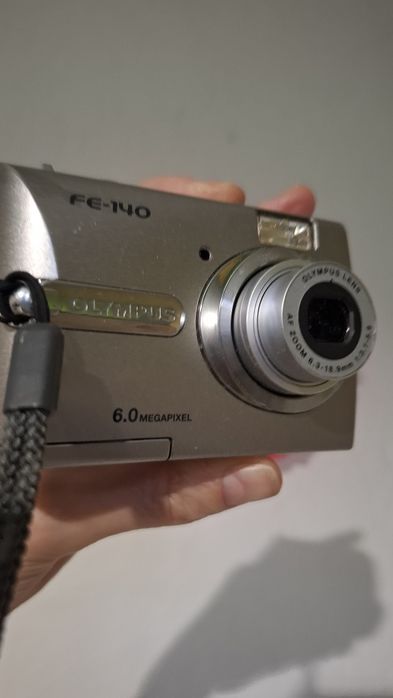 Компактен дигитален фотоапарат Olimpus FE 140