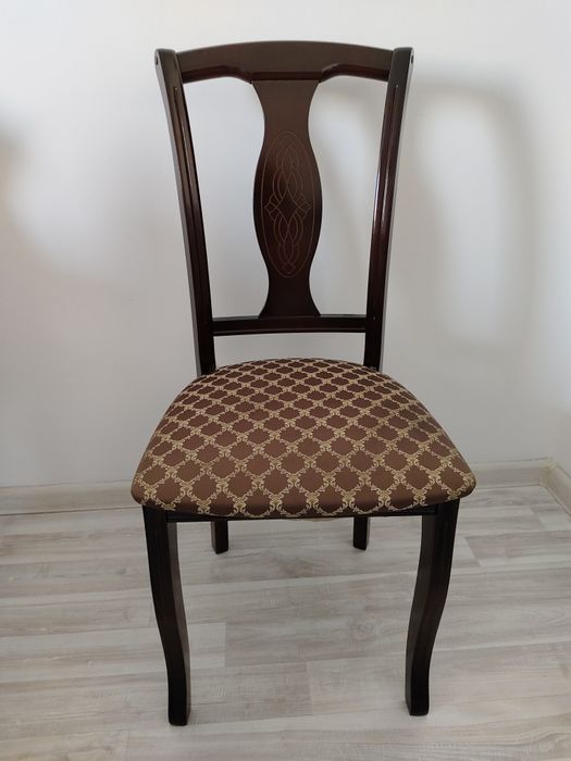 Стулья гостинные