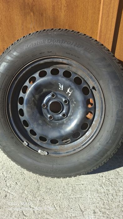 Vând set roți Volkswagen Tiguan 215/65/R16