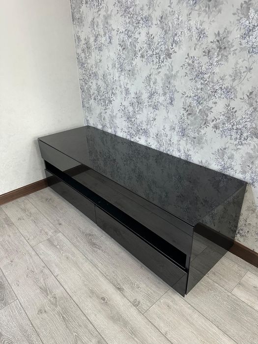 Продам подставку под тв