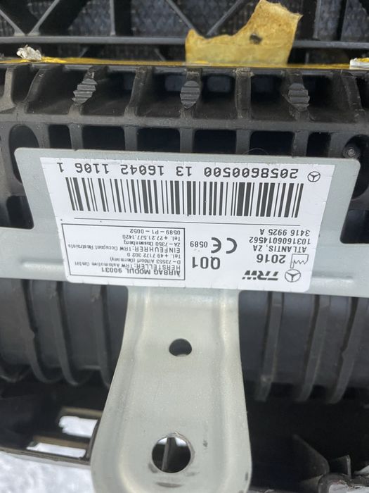 Мерцедес C w205 Арматурно табло