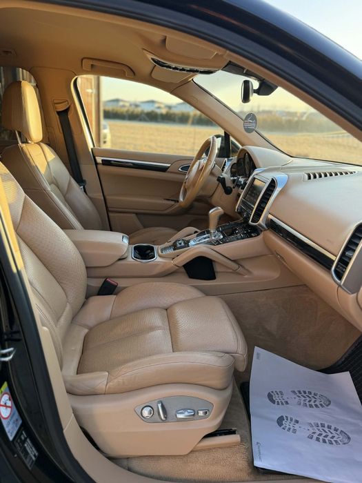 PORSCHE Cayenne 2012 — imagine 4