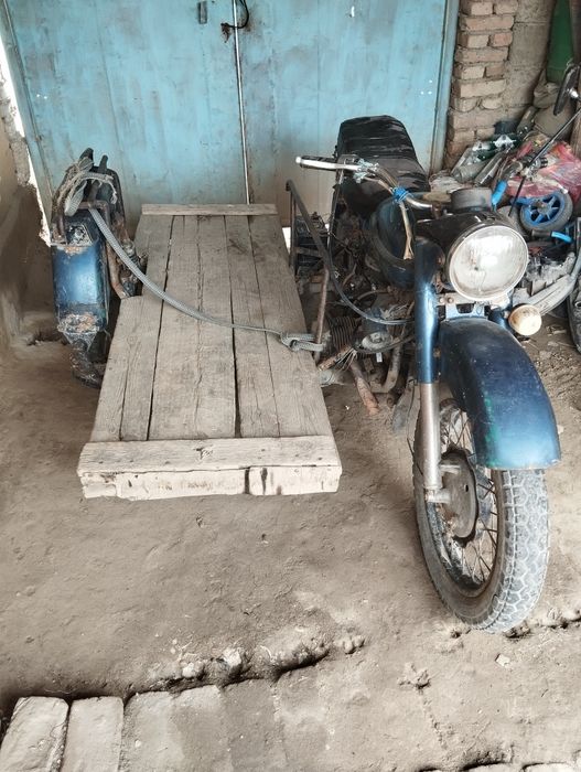 Ural motoskil sotiladi