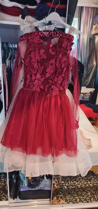 Rochie roșie athmosfer nr 36 purtata odată.