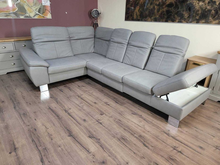 Сив ъглов диван от плат с функция сън и ракла Rhone