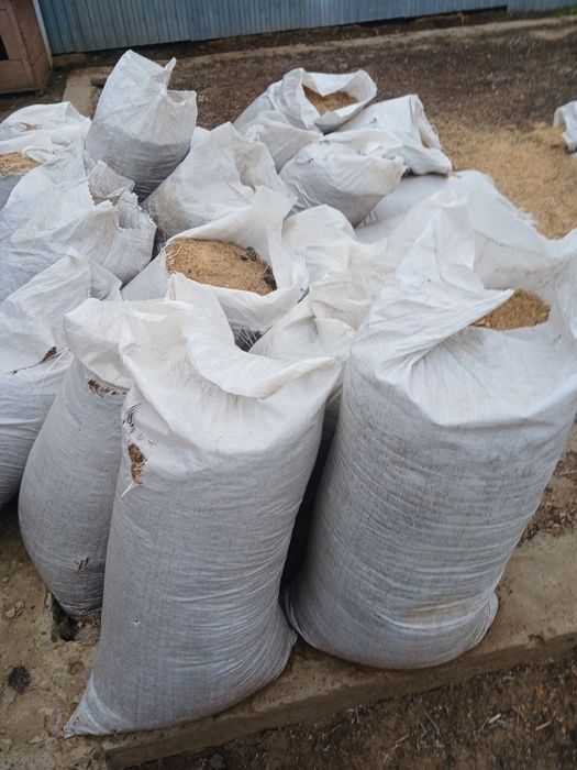 Продам опилки в мешках