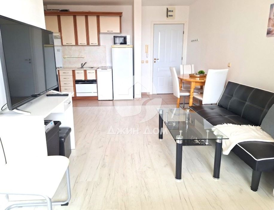 Продава се Двустаен апартамент в к.к. Слънчев бряг - 56 кв.м за 621 €/кв.м - Снимка #2