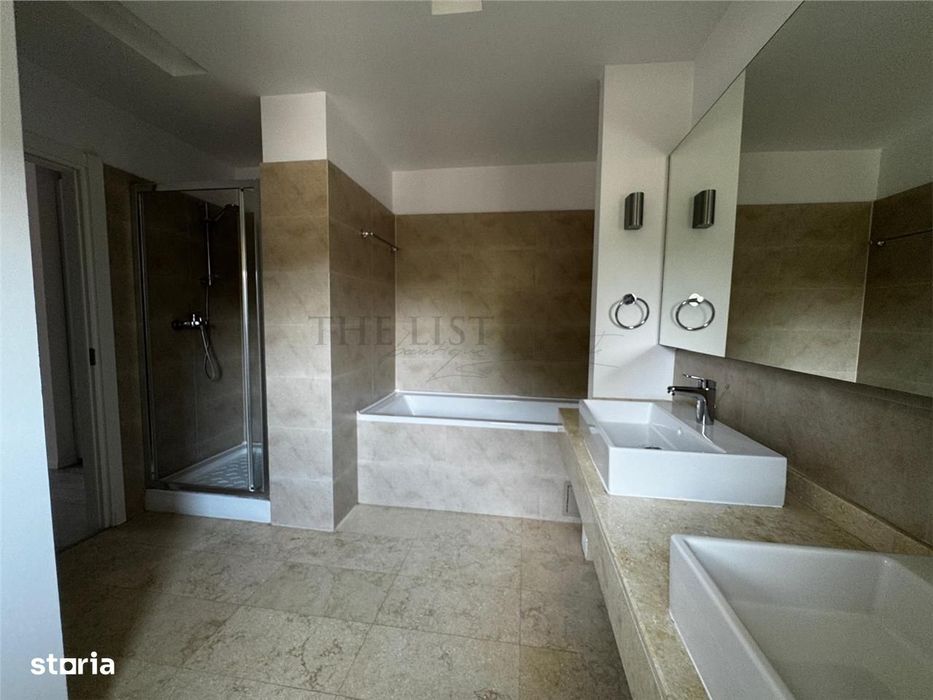 De Vanzare Vila Duplex | Oxford Gardens