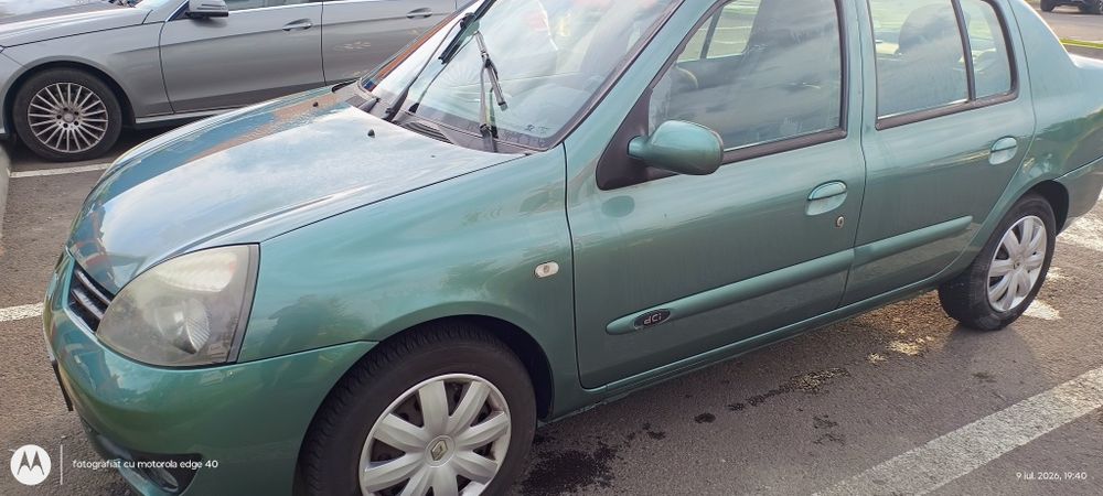Vând Renault Clio symbol