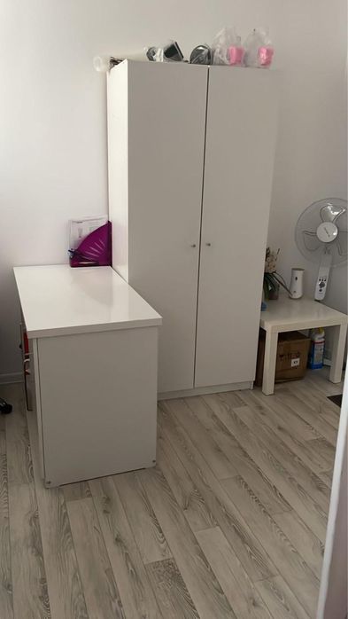 Продам стол офисный