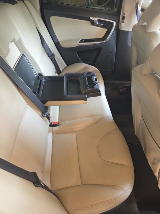 Vind sau schimb volvo xc 60