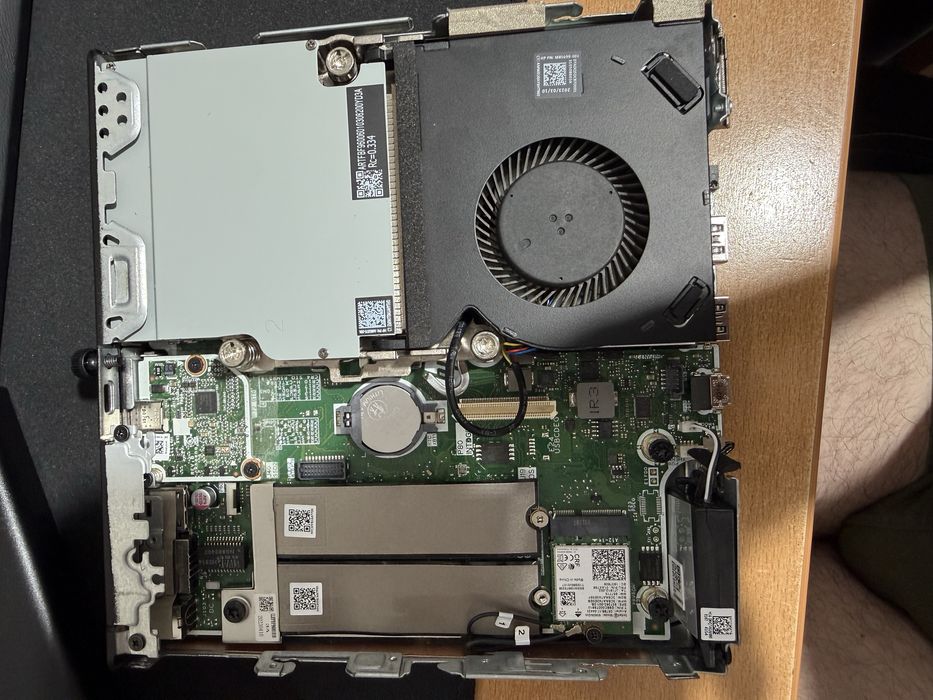 Hp Elite Mini 600 G9 i5 12500 mini Pc