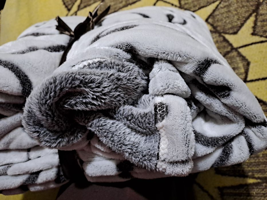 Ново меко поларно одеало 150х200 см Кафяво