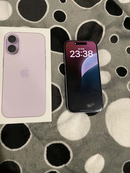 Iphone 17 с гаранция почти нов