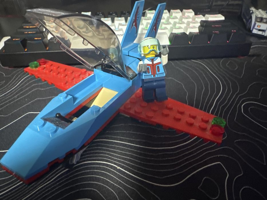 Лего оригинал самолет