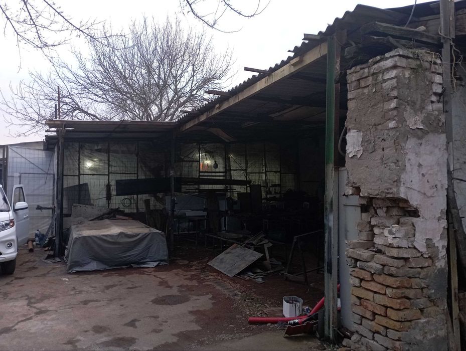 Участок с помещениями напротив ТТЗ угловой под строительство 31 сотка