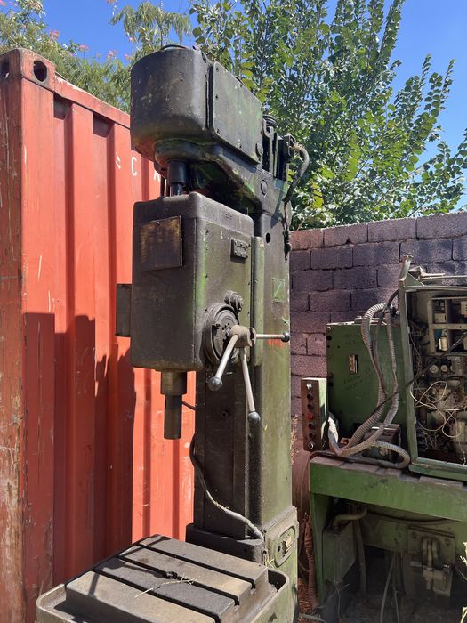 Сверлильный станок