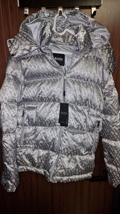 Geaca groasa de iarna boss cadoul perfect