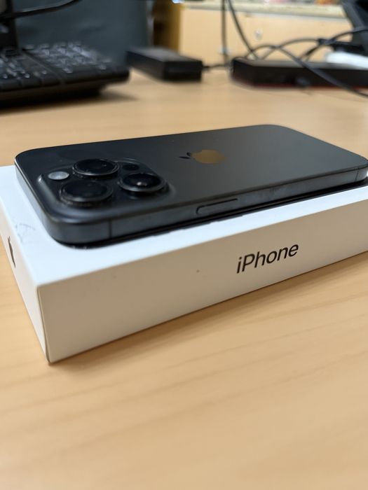 iPhone 15 Pro 128 GB Black Titanium