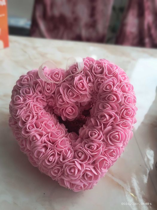8 март – Сърца от вечни рози