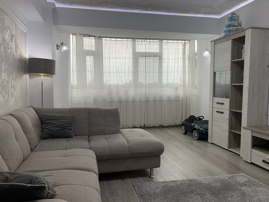 chirie 3 cam stejari