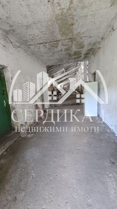 Пром. помещение в София, област-с.Душанци
