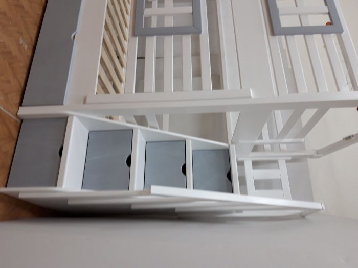 TRANSPORT GRATUIT.Pat etajat-supraetajat.Cod 2607.