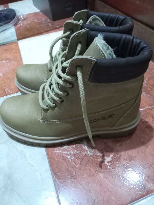 продавам обувки КАВАЛЕР-естествена кожа