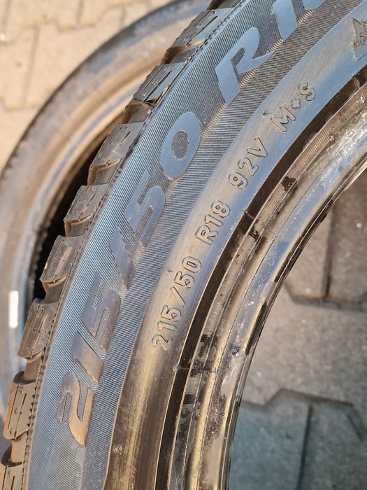 215 50 18 Pirelli 2 бр.