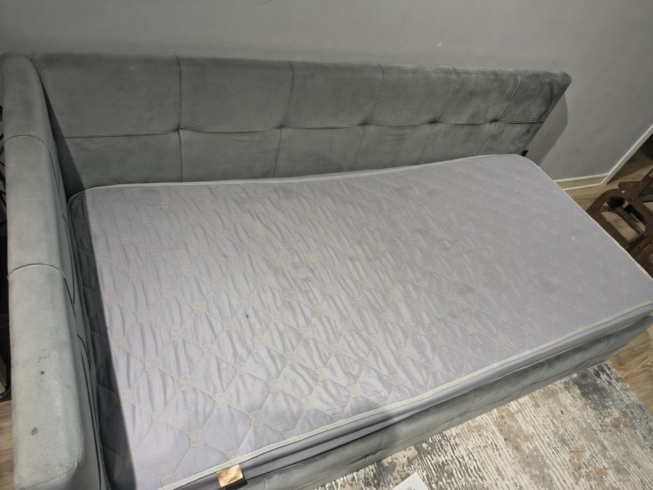 Продаем диван(кровать)