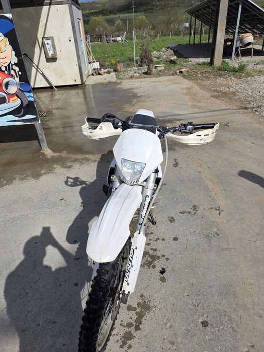 Se vinde: Yamaha tt 600 e
