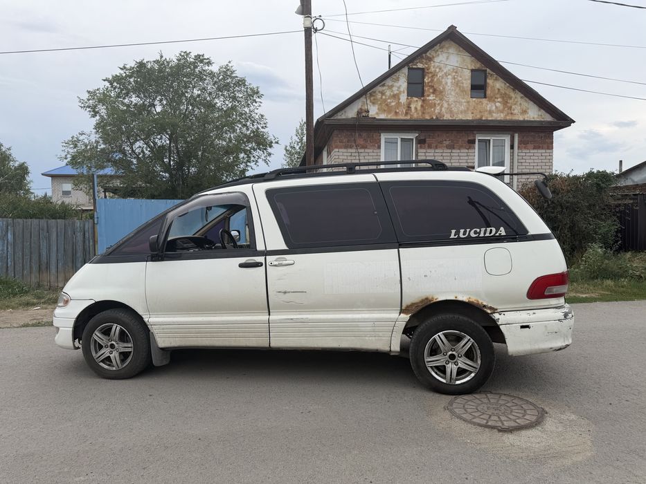 Продам тойоту люсиду