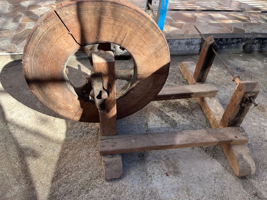 Старовремски чекрък