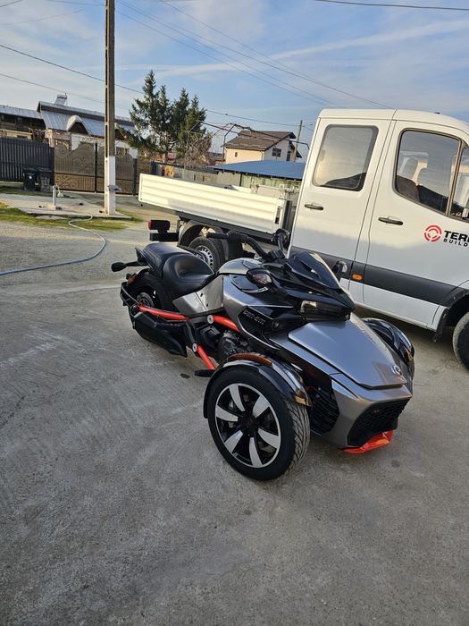 Can-am spyder f3