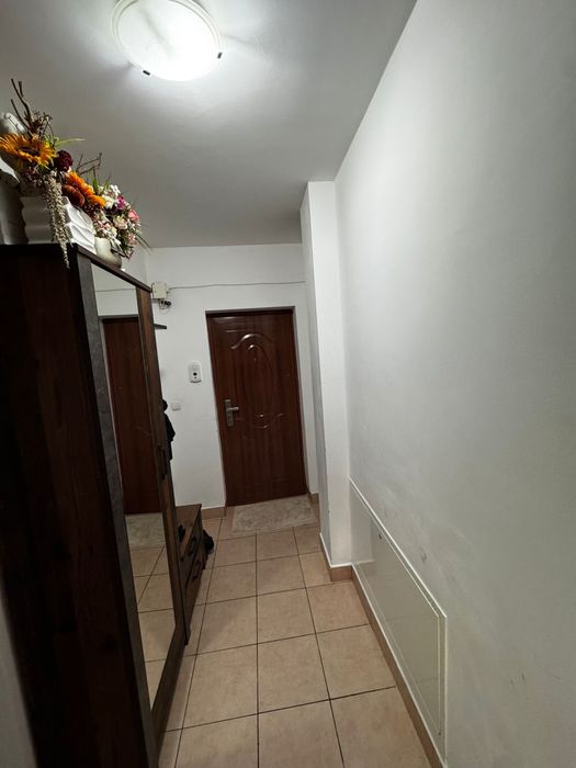 Inchiriez apartament 2 camere cartierul soarelui