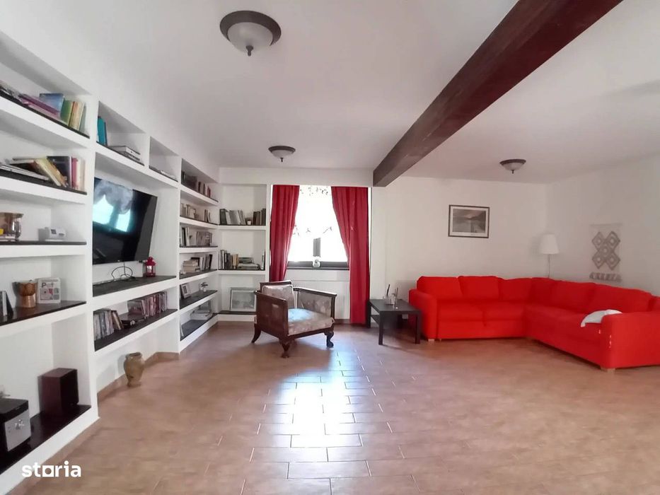 Vilă luminoasă cu 5 camere, curte 512 mp, Mogoșoaia