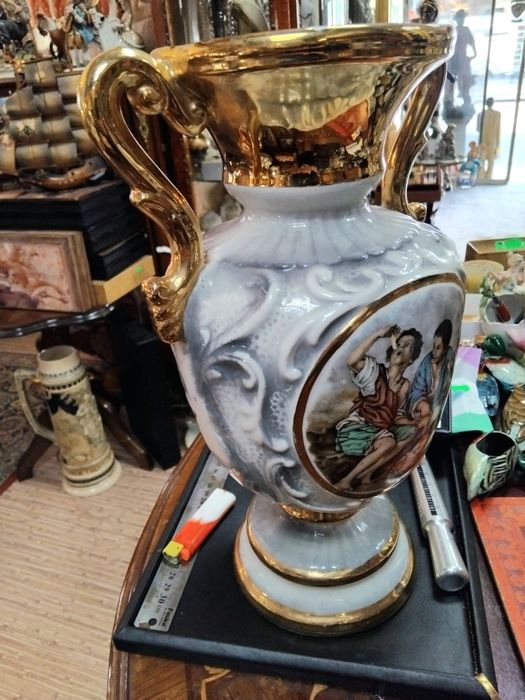 Уникална ваза ,Ceramica  Le Torri!