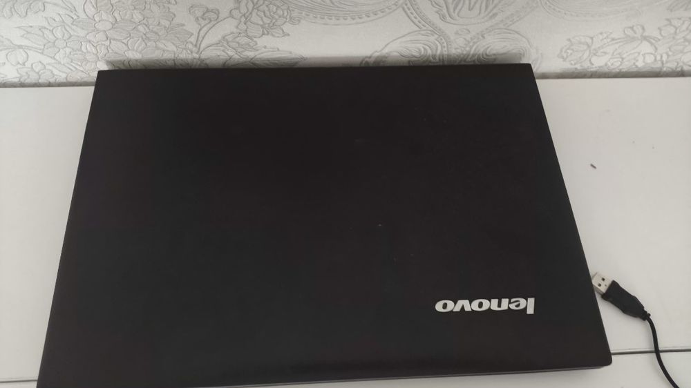 Ноутбук Lenovo сатылады