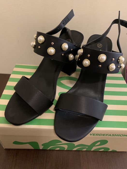 НОВИ сандали VERDE