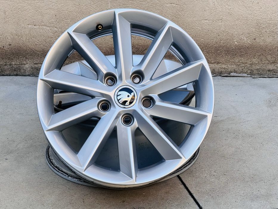 4бр ал Skoda Octavia Superd 16цола оригинални