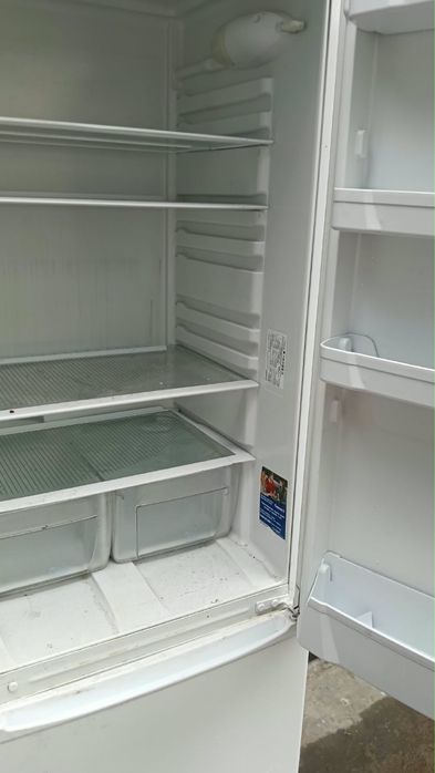 Продам холодильник б/у