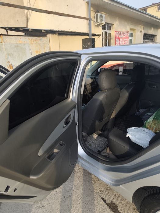 Chevrolet Cobalt 2023 — 3