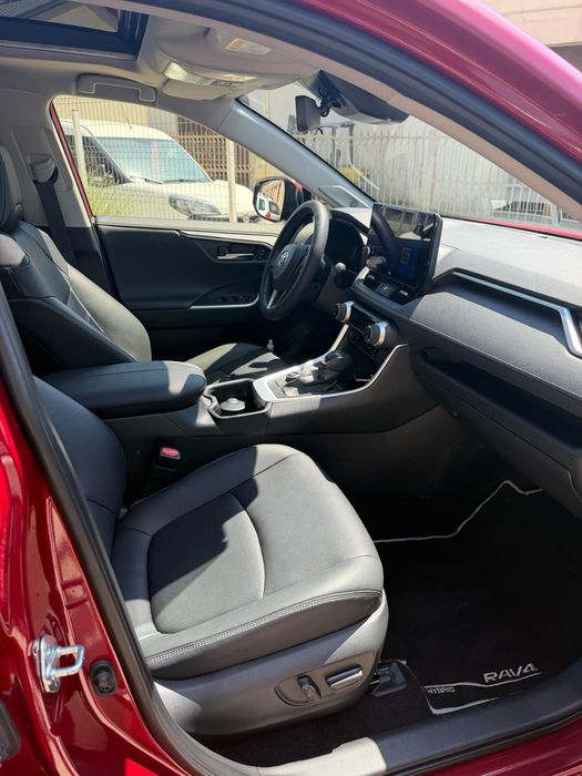 TOYOTA RAV4 2024 — imagine 9