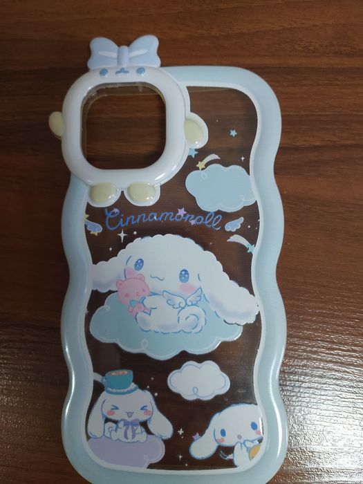 Продам чехол на айфон 13