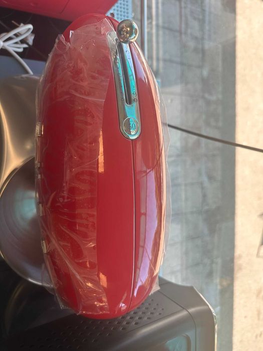 Планетарен миксер SMEG SMF02RDEU