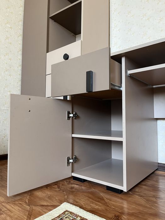 Гарнитур для детской