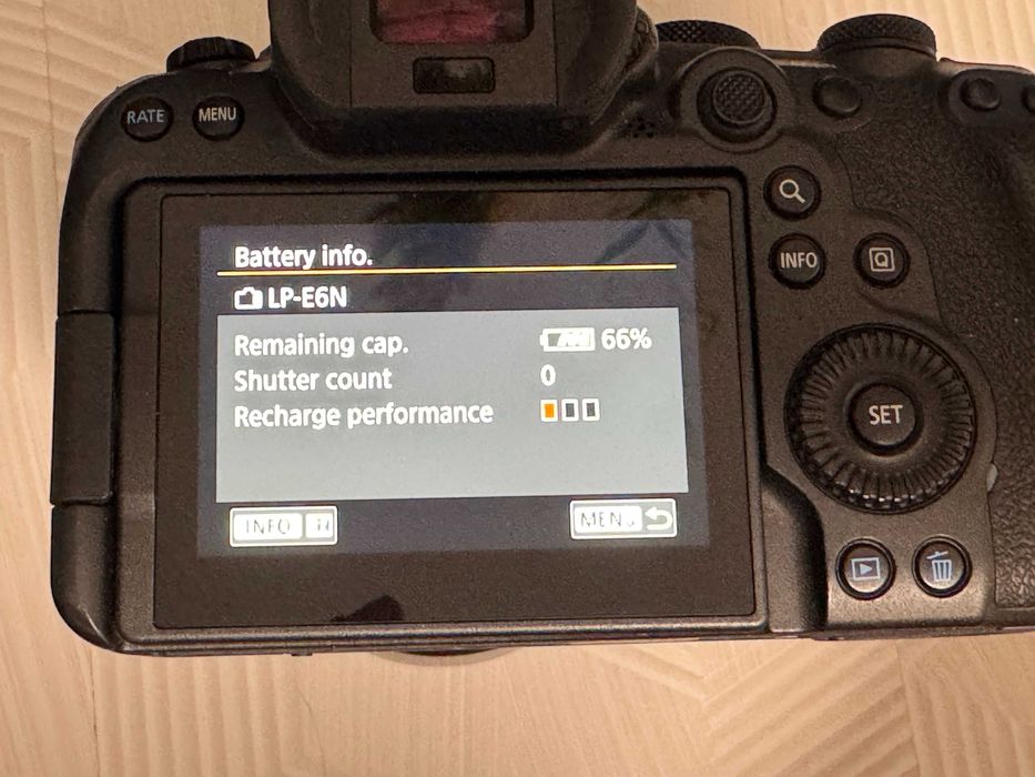 Incarcator Canon LC-E6E + acumulator Canon LP-E6N