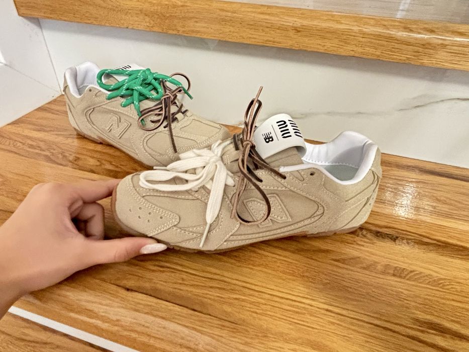 Adidasi New Balance Miu Miu