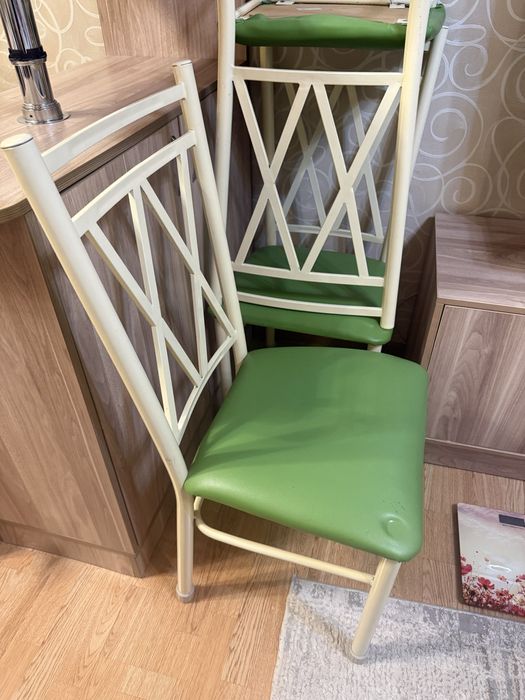 Стульчики 4 штук